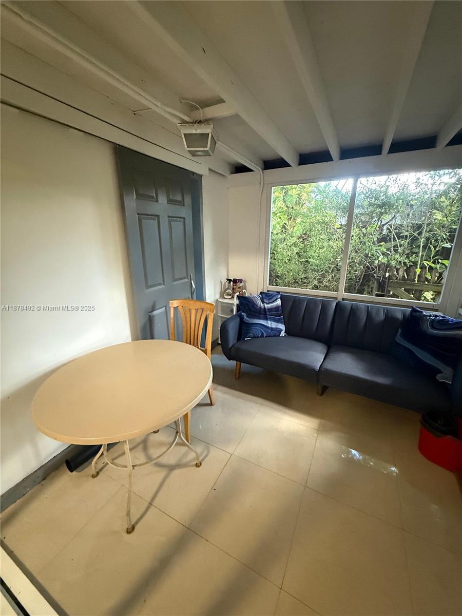 COLLIER ESTATES 4TH ADD - Residential Lease