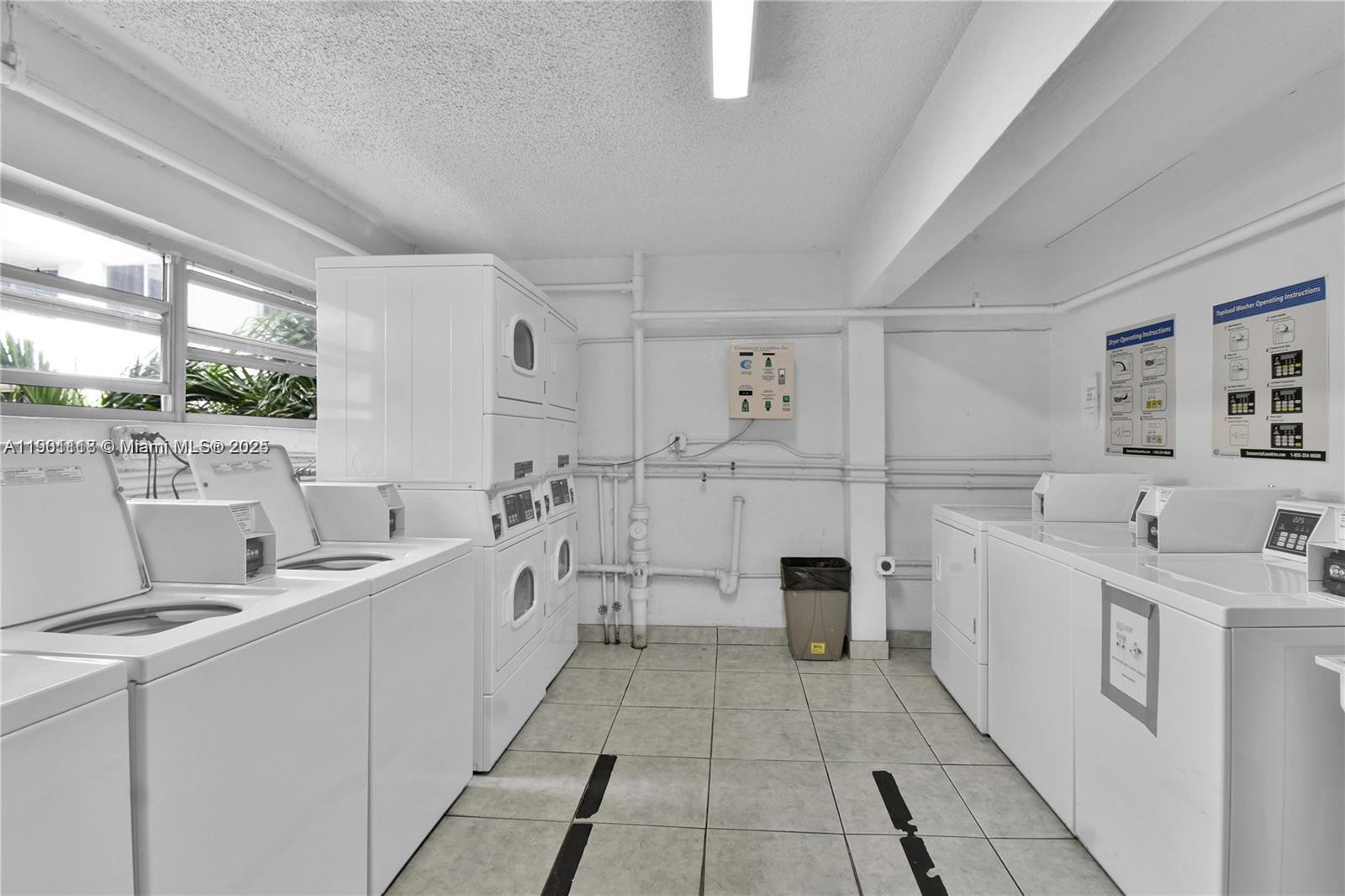 LINCOLN WEST TOWERS CONDO - Residential Lease