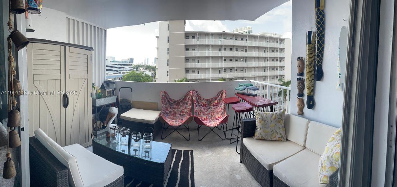 LINCOLN WEST TOWERS CONDO - Residential Lease