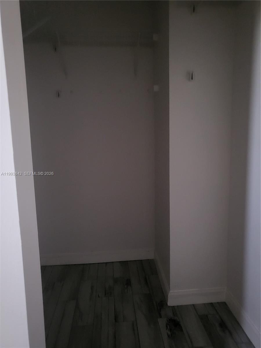 FLORIDIAN ISLES - Residential Lease
