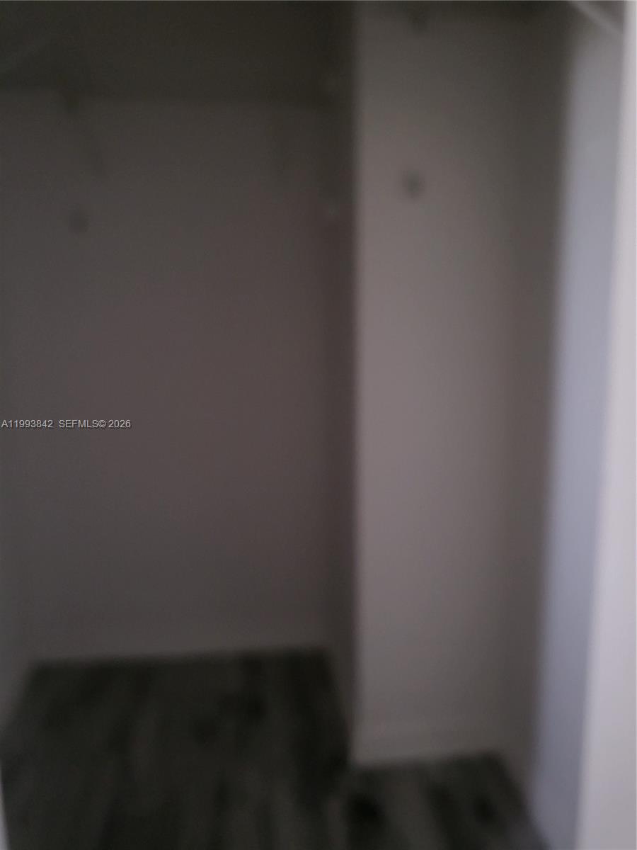 FLORIDIAN ISLES - Residential Lease