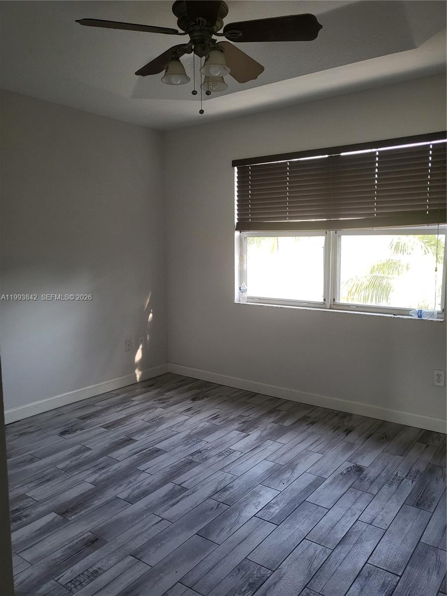 FLORIDIAN ISLES - Residential Lease