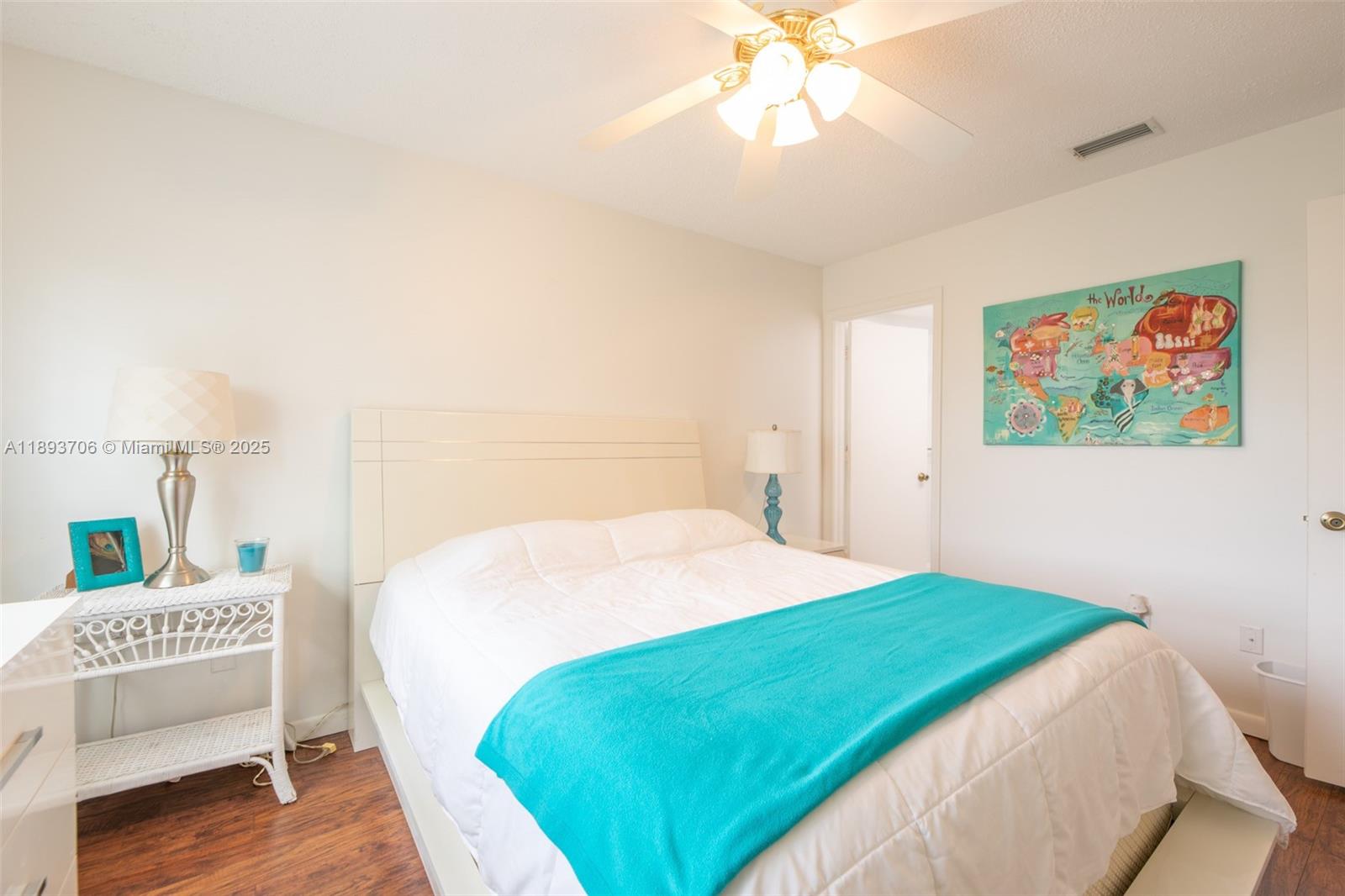 WATERSIDE VILLAGE OF PALM - Residential