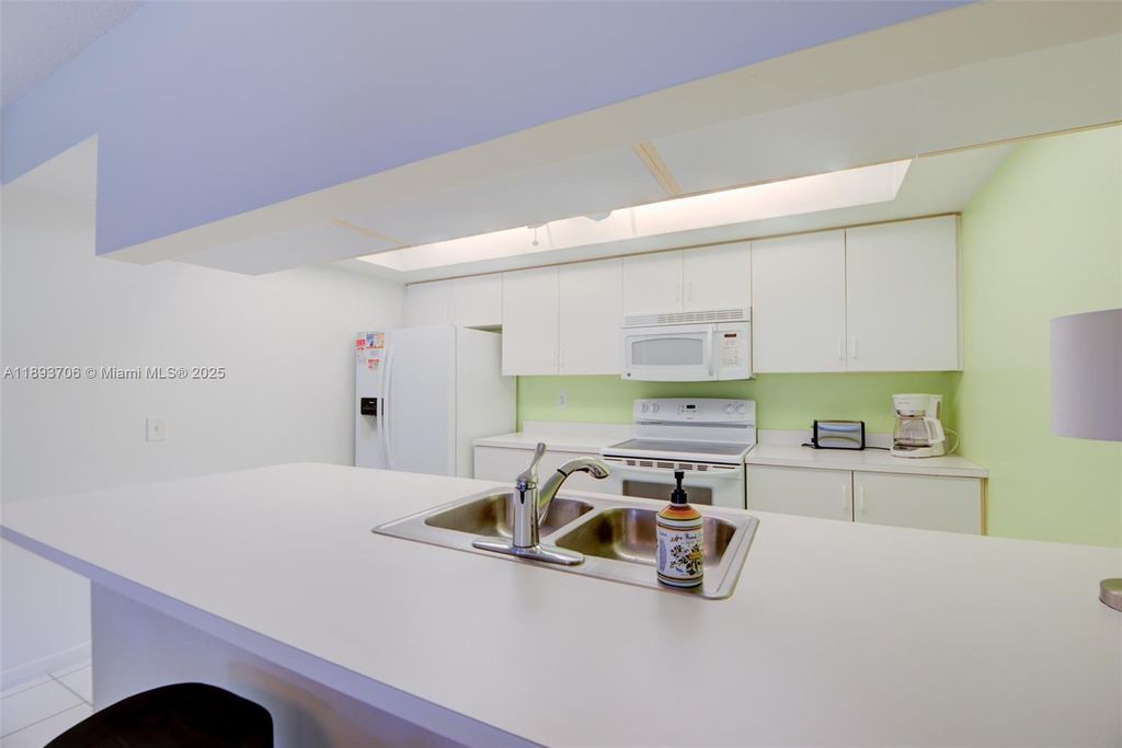 Photo of 174 Waterside Dr #174, Hypoluxo, FL 33462 (MLS # A11893706)