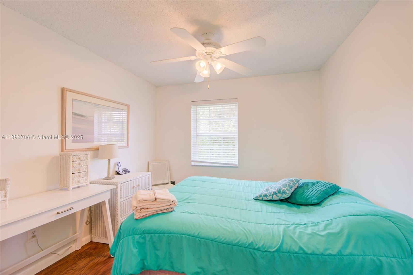 WATERSIDE VILLAGE OF PALM - Residential