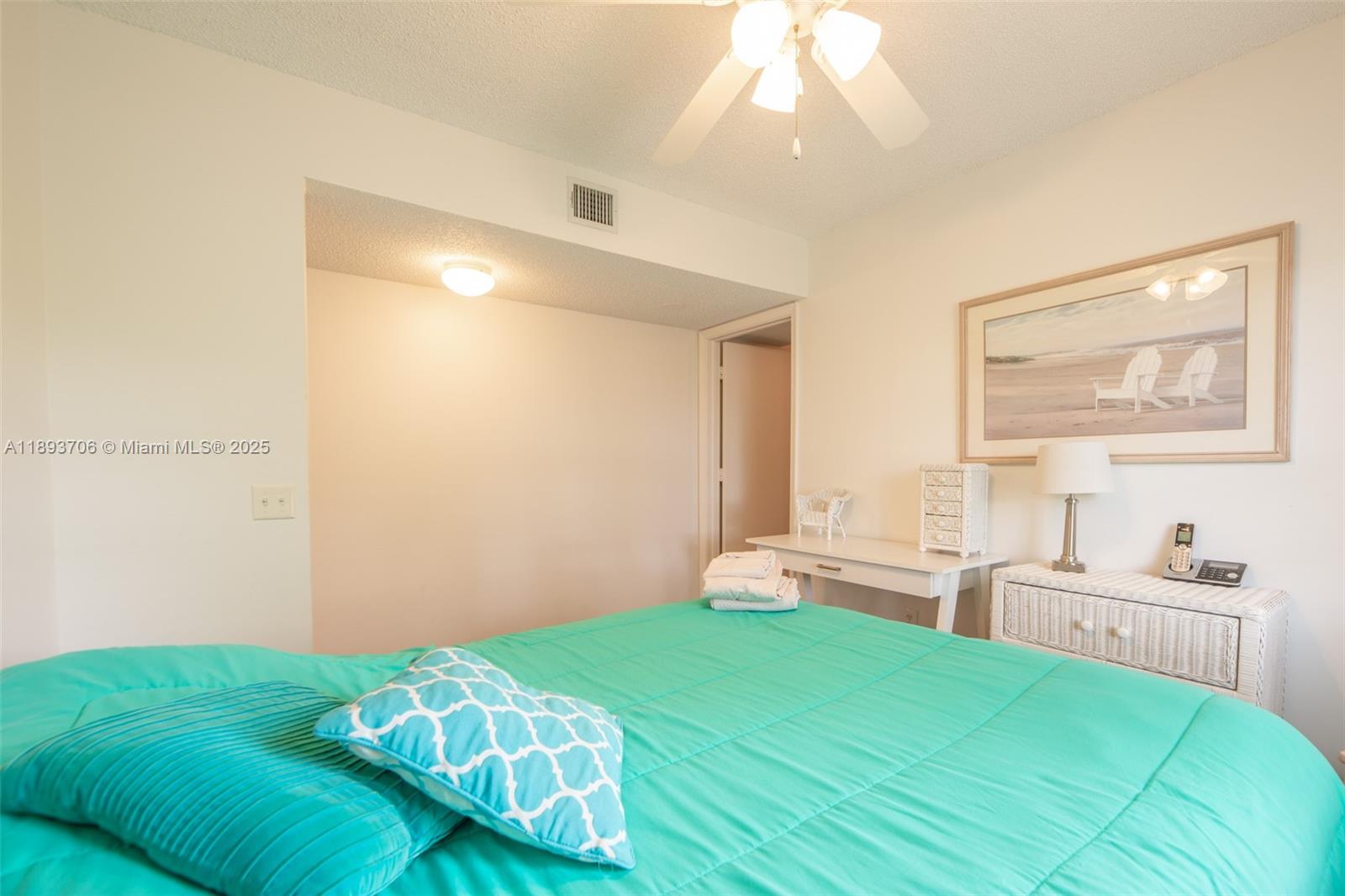 WATERSIDE VILLAGE OF PALM - Residential