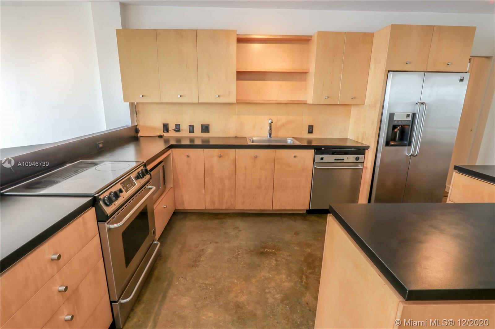 PALM BAY CONDOMINIUM - Residential