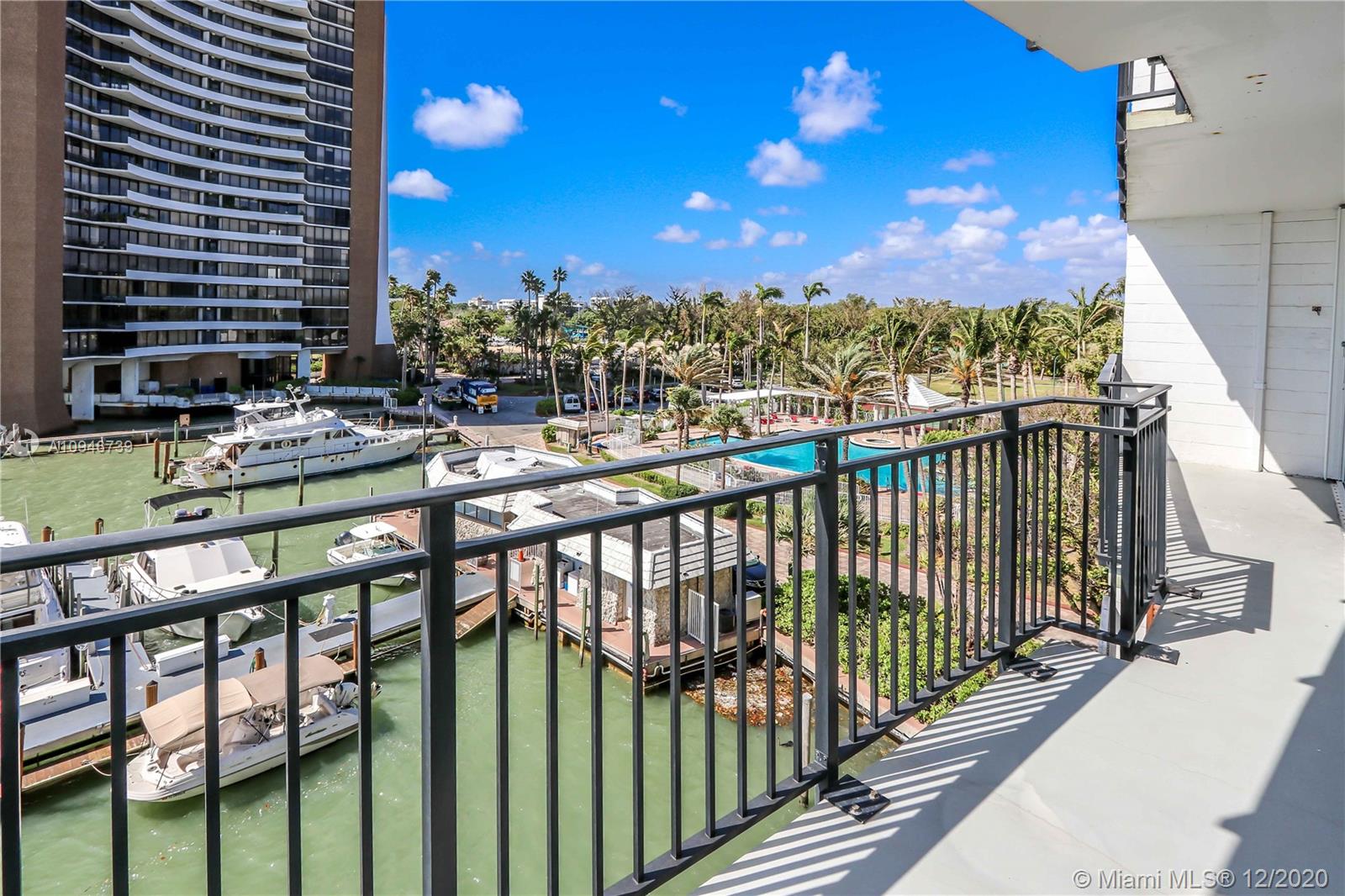 PALM BAY CONDOMINIUM - Residential