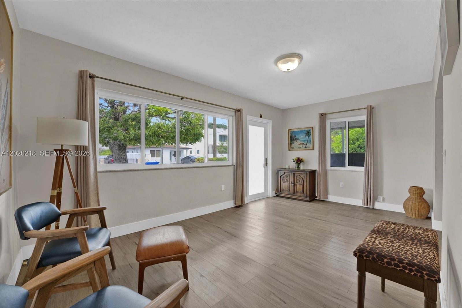 RIVERSIDE FARMS - Residential