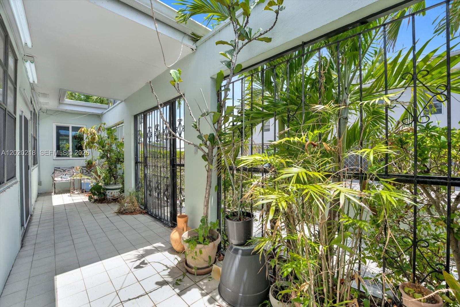 RIVERSIDE FARMS - Residential