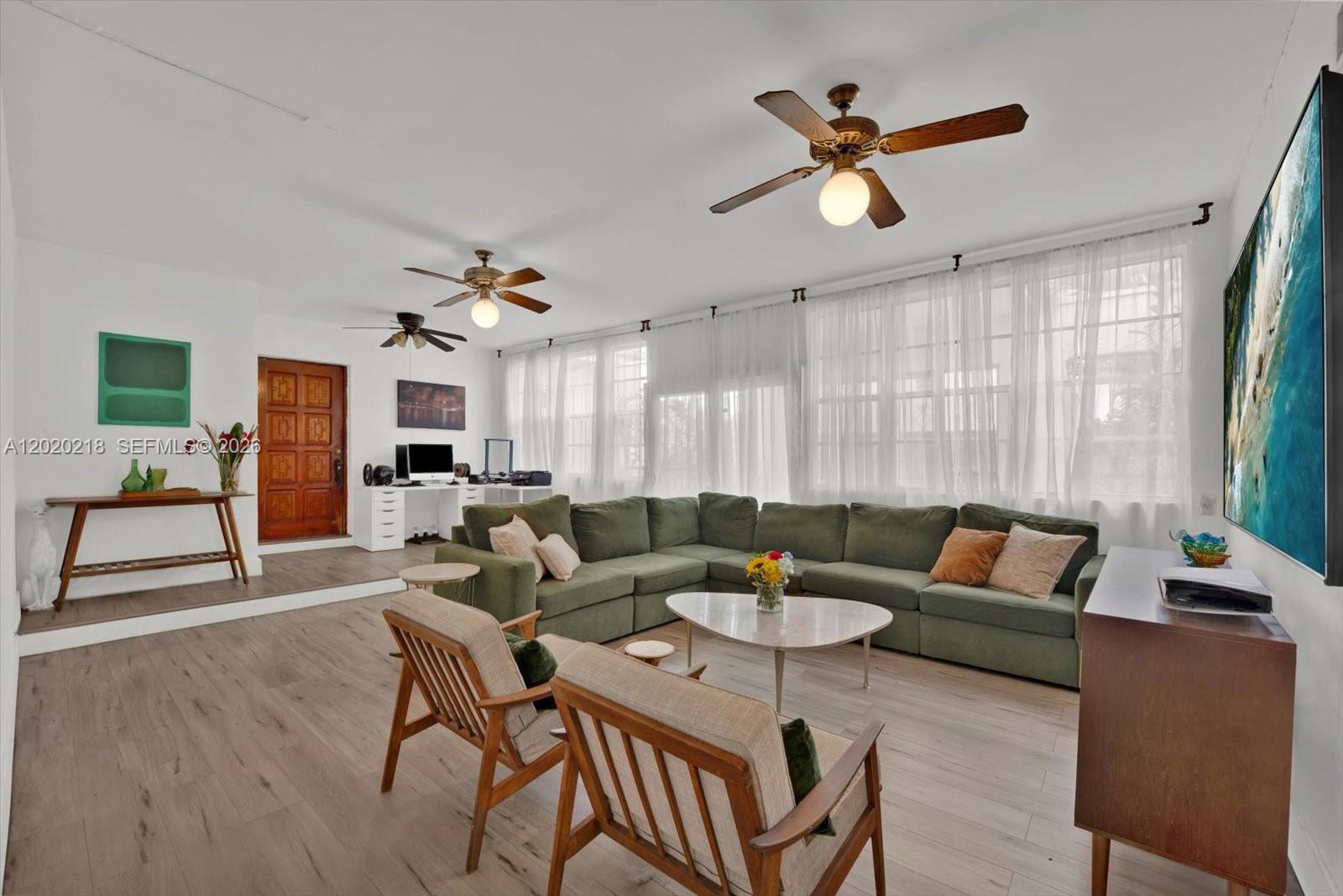 RIVERSIDE FARMS - Residential