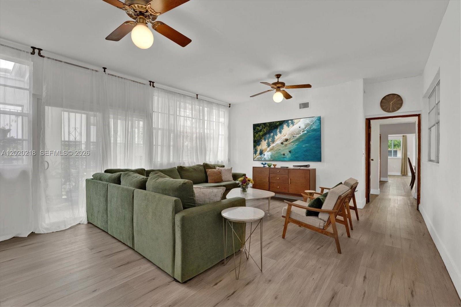 RIVERSIDE FARMS - Residential