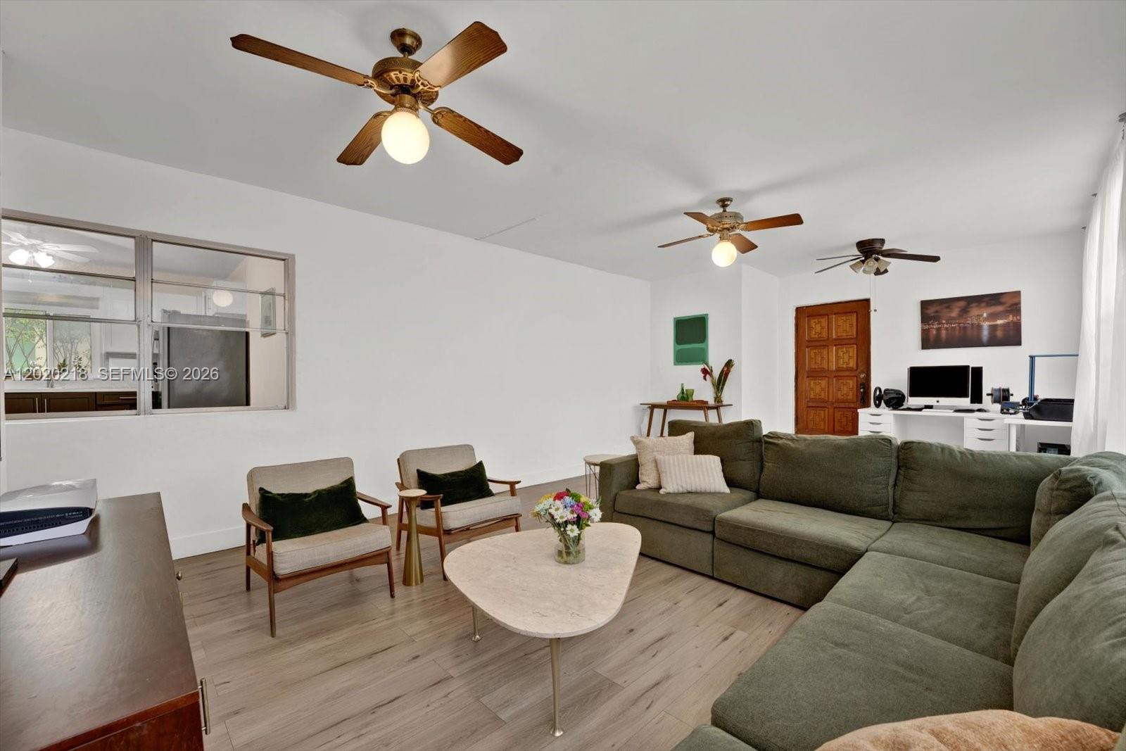 RIVERSIDE FARMS - Residential