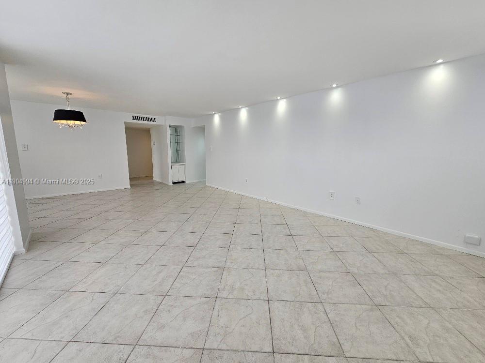 DEL PRADO MARINA - Residential