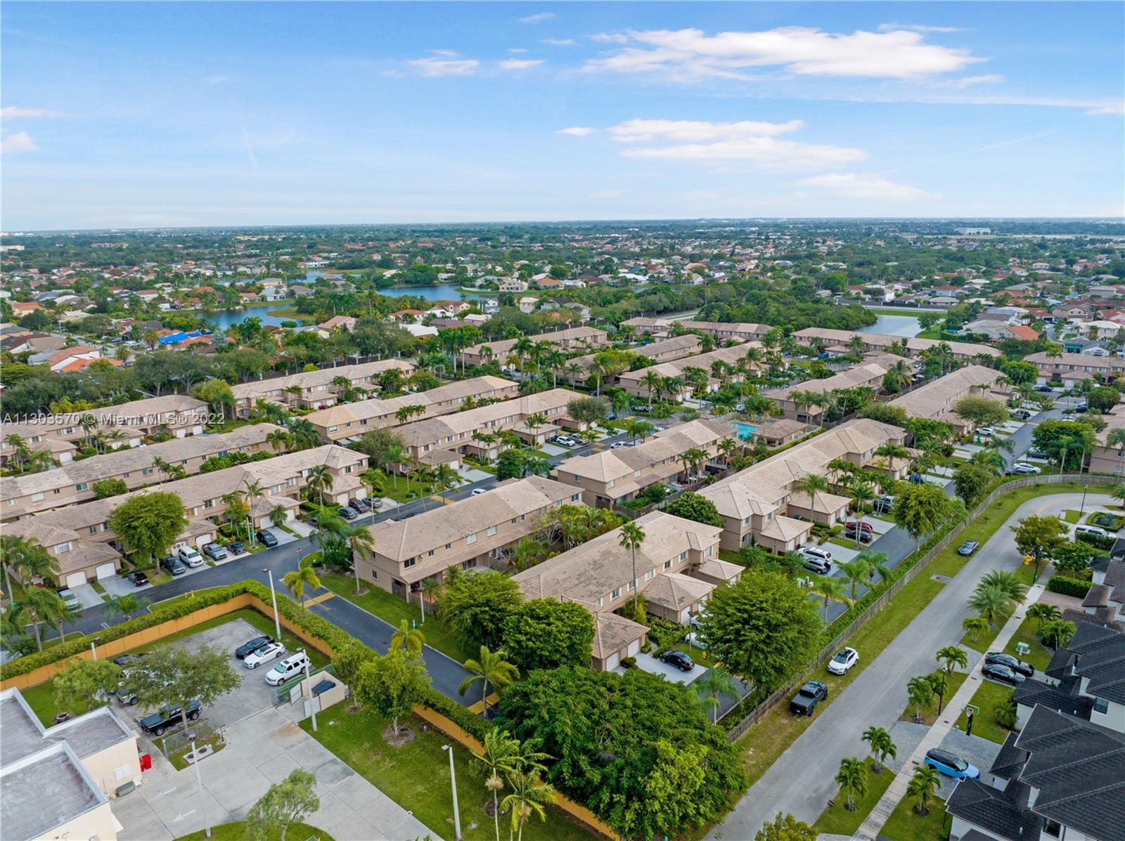 HEFTLERS LAGO MAR WEST - Residential