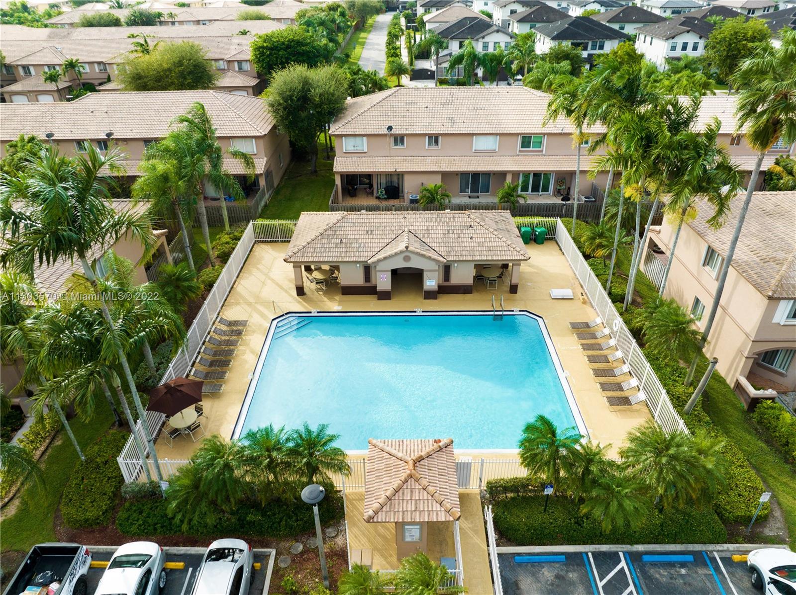HEFTLERS LAGO MAR WEST - Residential
