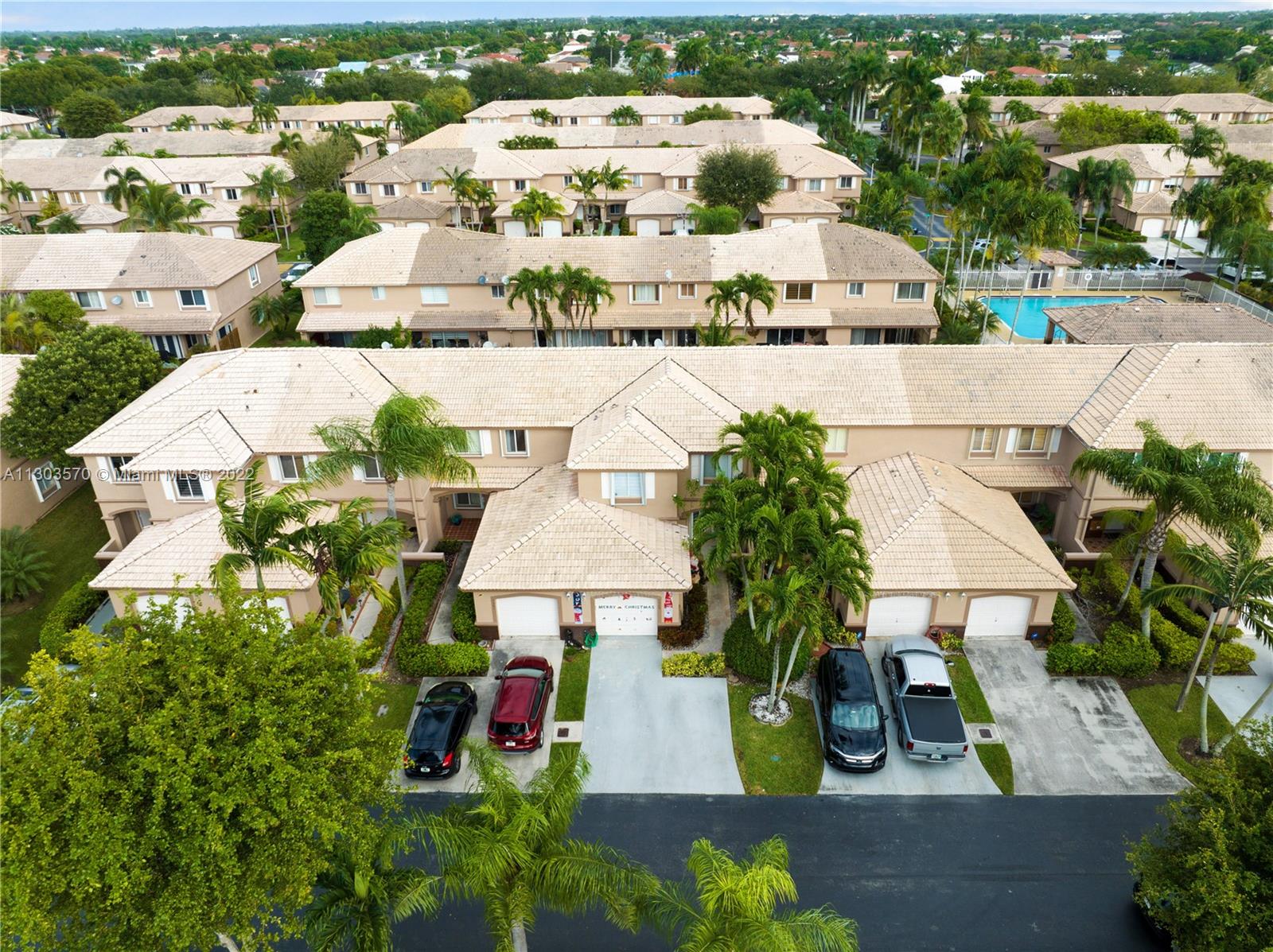 HEFTLERS LAGO MAR WEST - Residential