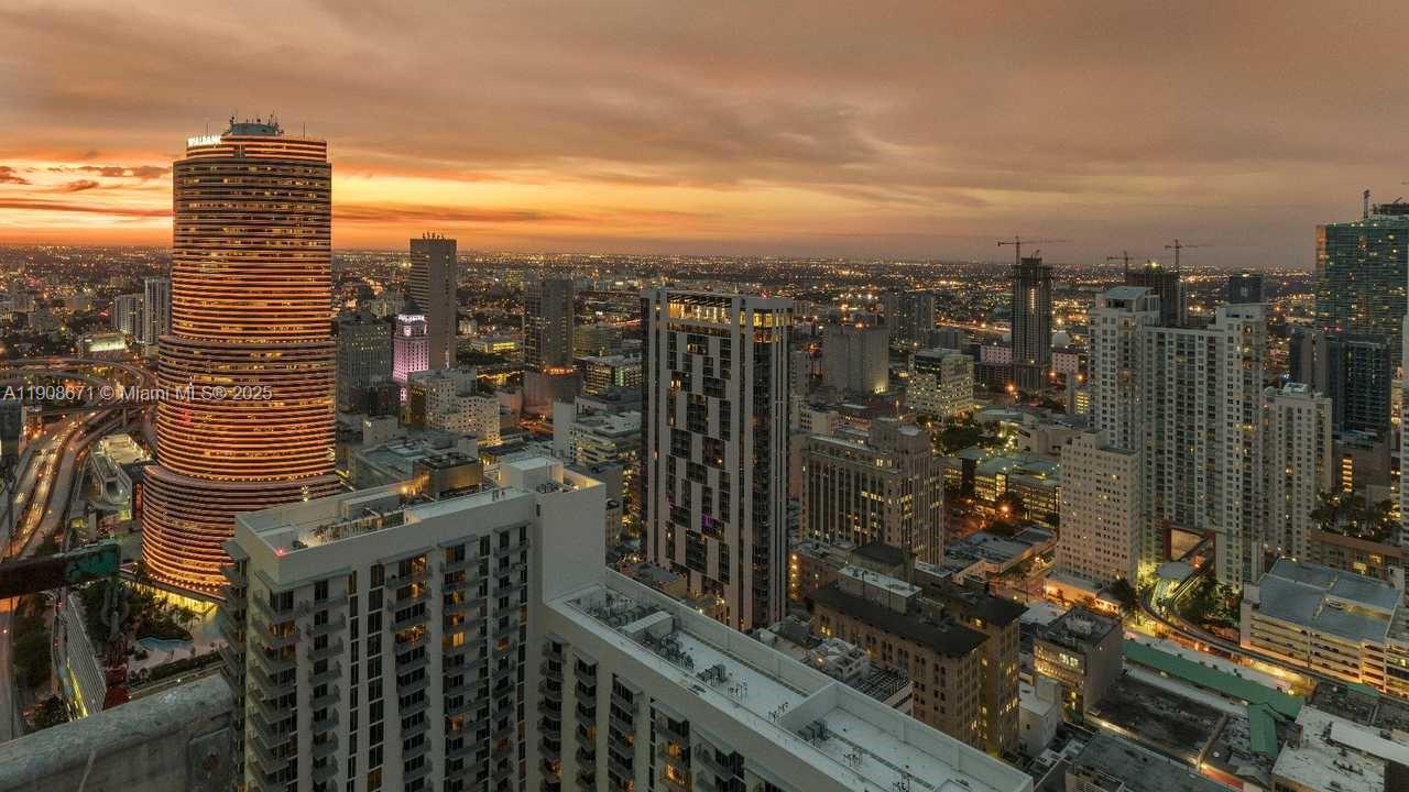 Muze at Met - Residential Lease