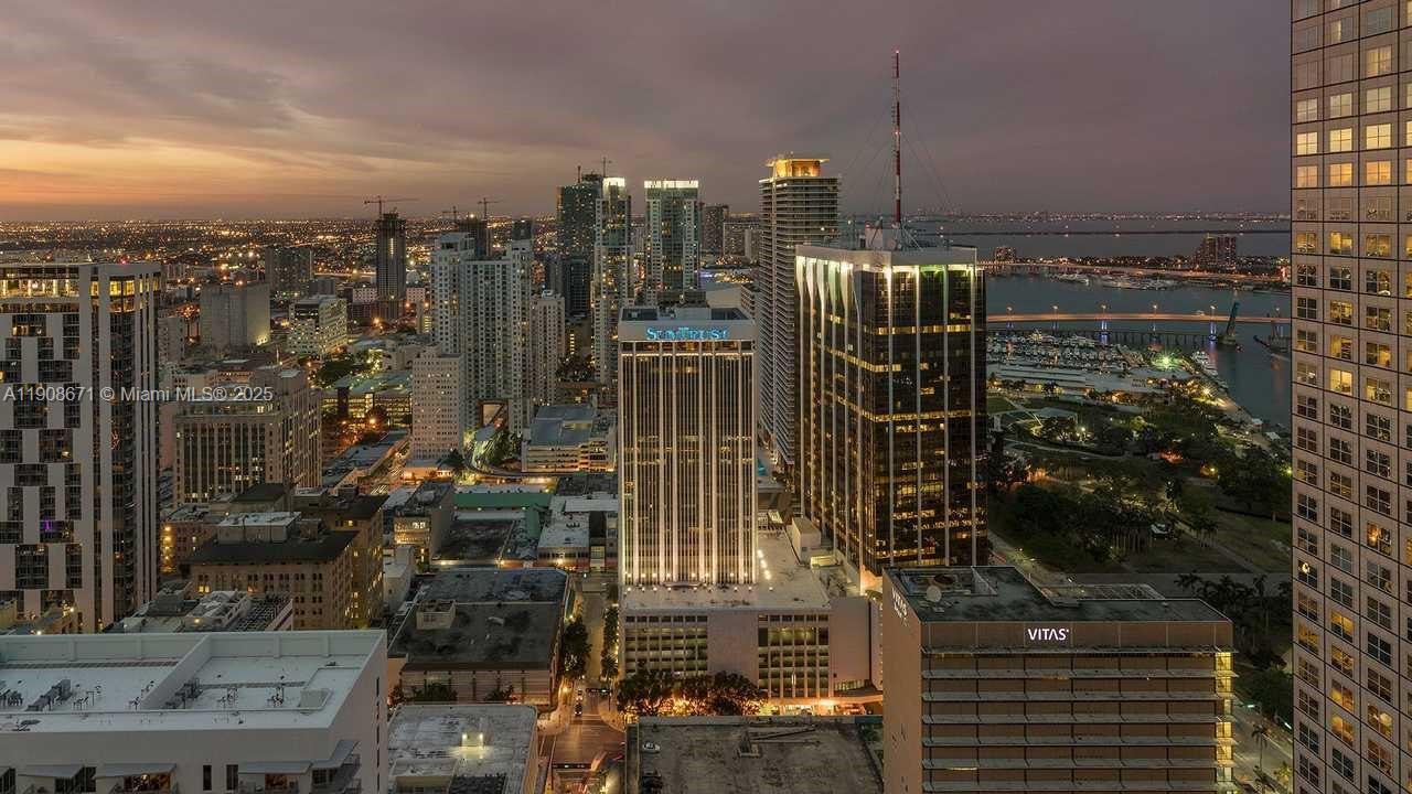 Muze at Met - Residential Lease