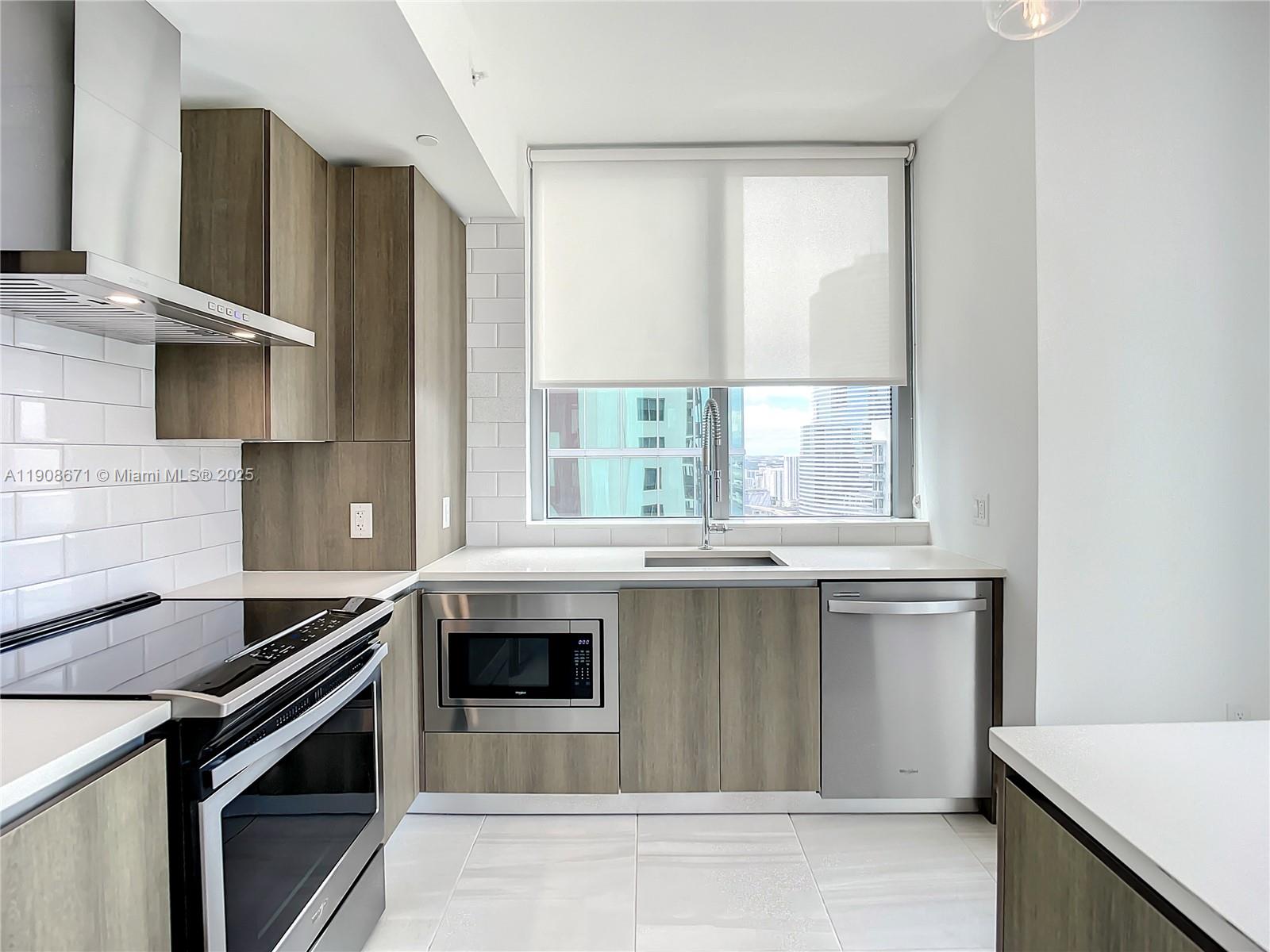 Muze at Met - Residential Lease