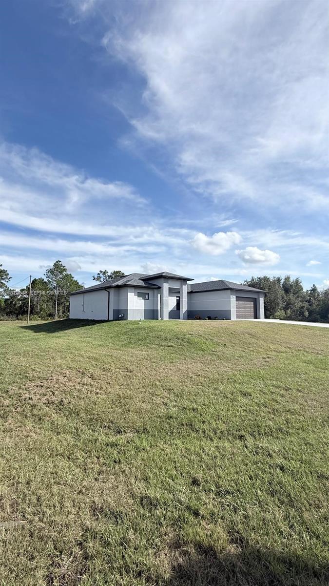 LEHIGH ACRES - Residential
