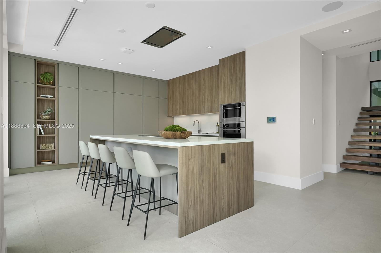 TROPICAL ISLE HOMES SUB 4 - Residential