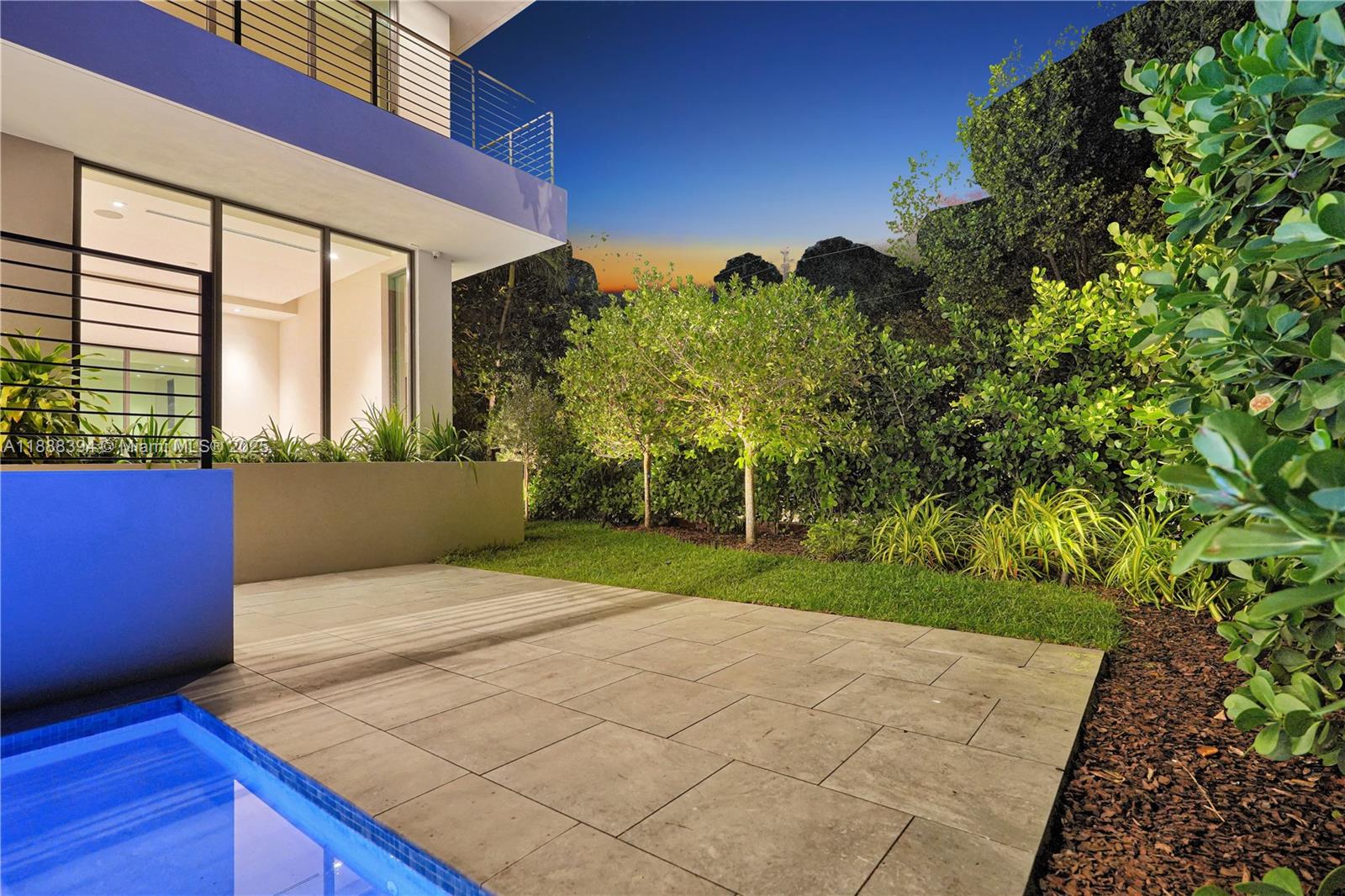 TROPICAL ISLE HOMES SUB 4 - Residential