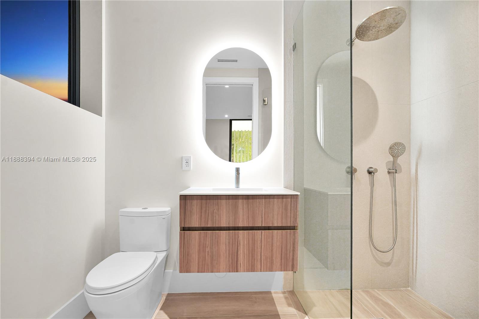 TROPICAL ISLE HOMES SUB 4 - Residential