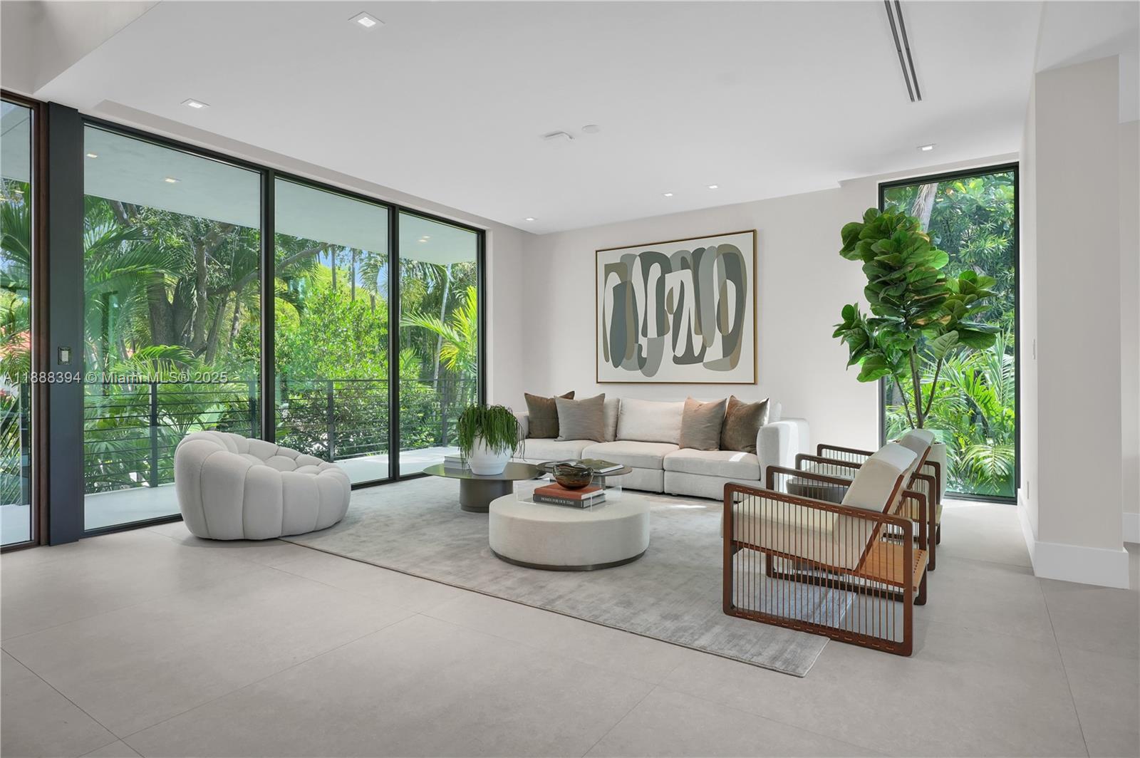 TROPICAL ISLE HOMES SUB 4 - Residential