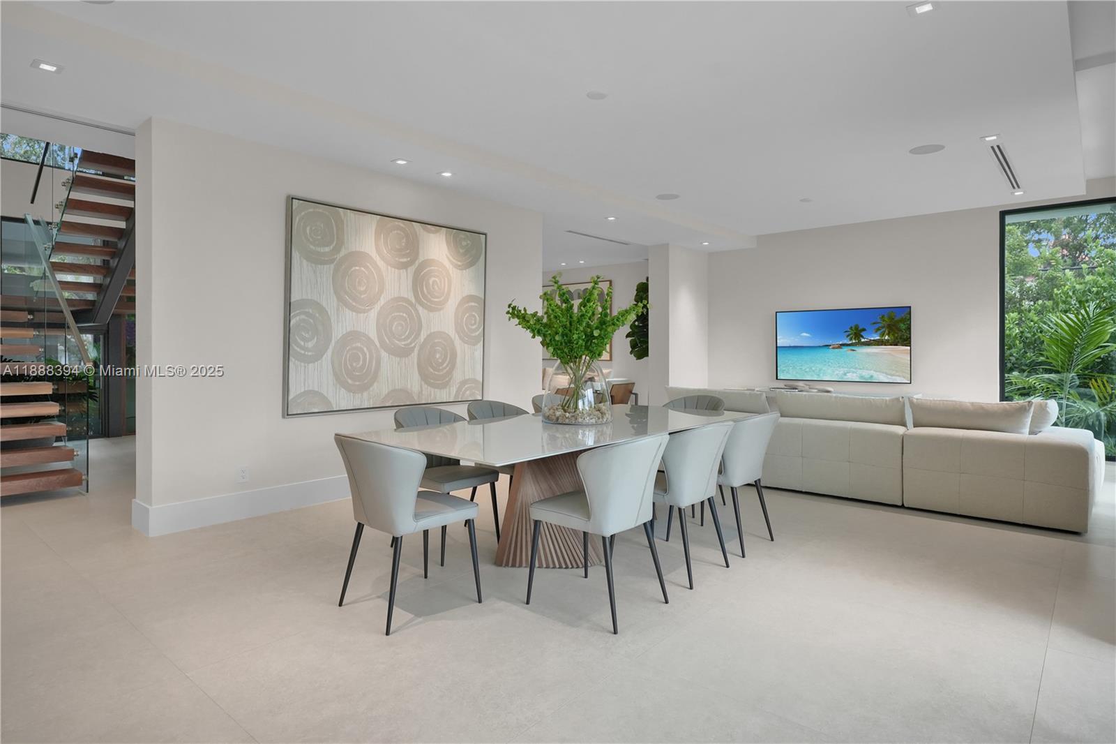 TROPICAL ISLE HOMES SUB 4 - Residential