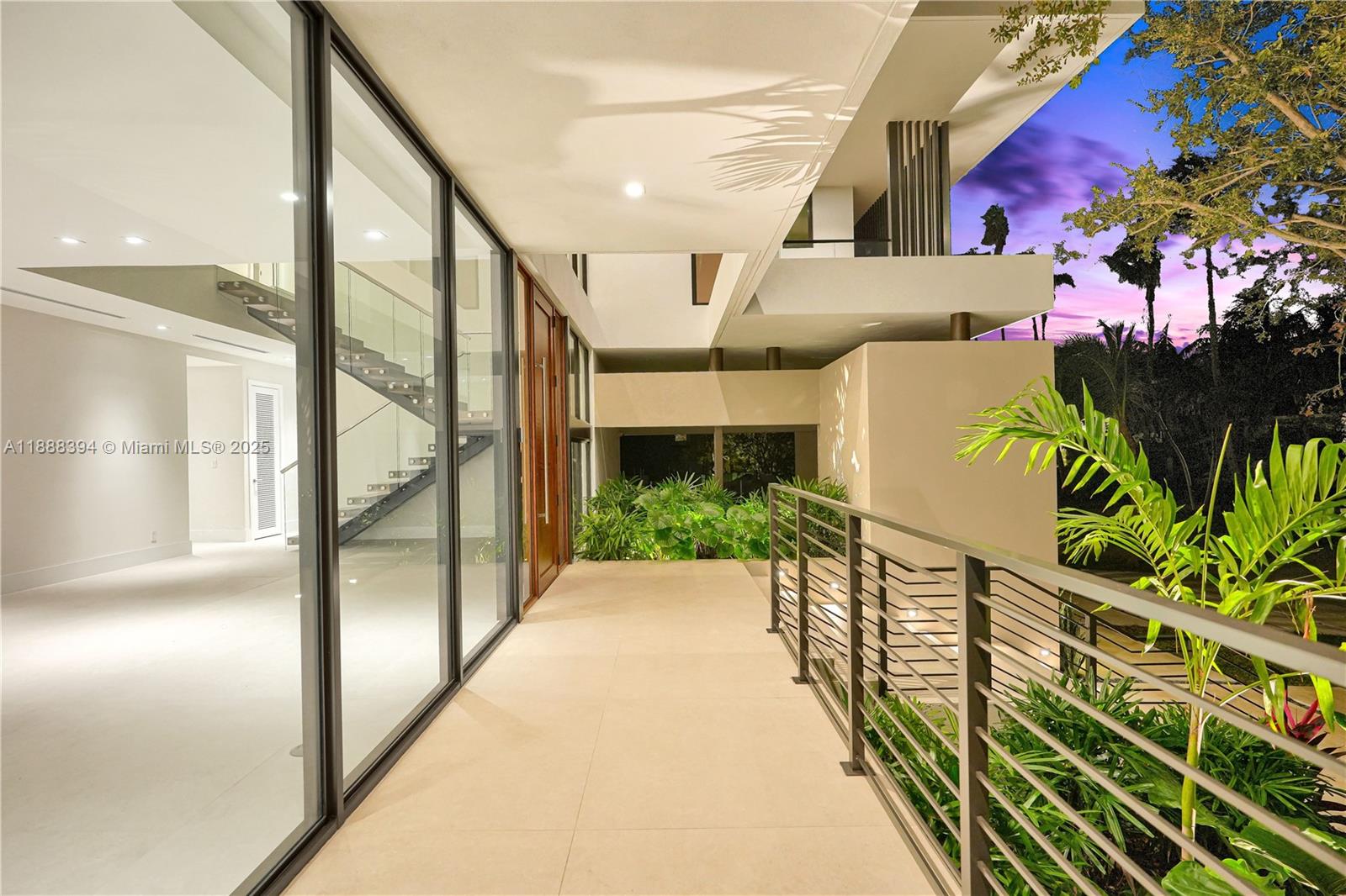 TROPICAL ISLE HOMES SUB 4 - Residential