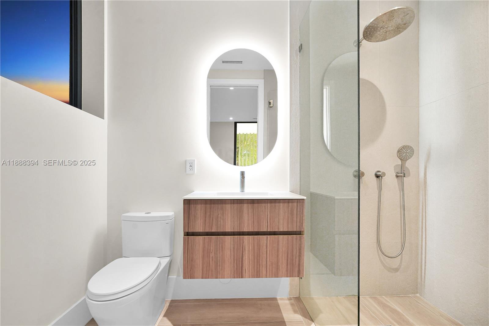 TROPICAL ISLE HOMES SUB 4 - Residential