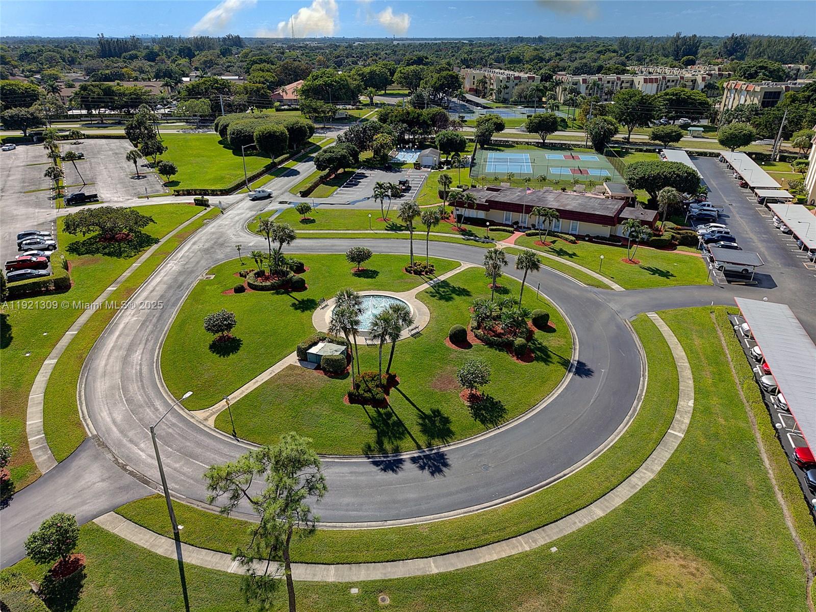 BARWOOD CONDO - Residential