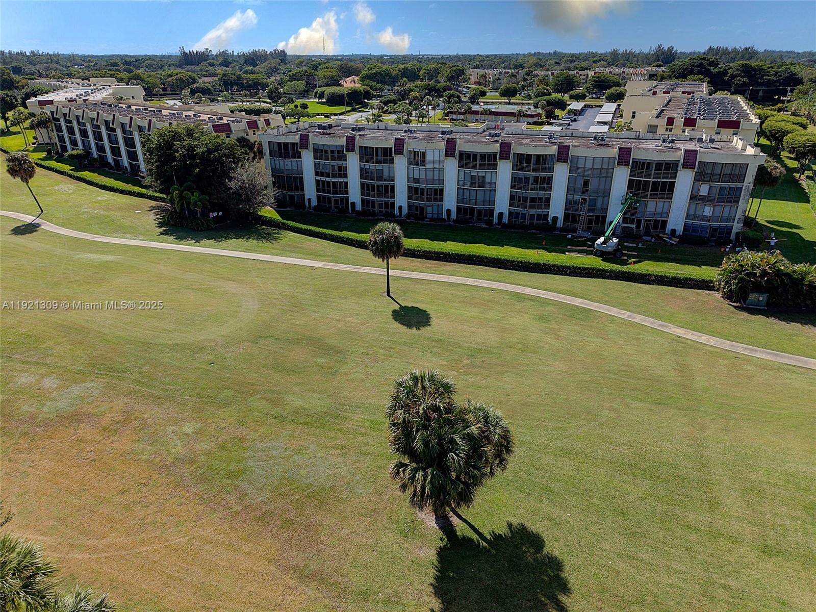 BARWOOD CONDO - Residential