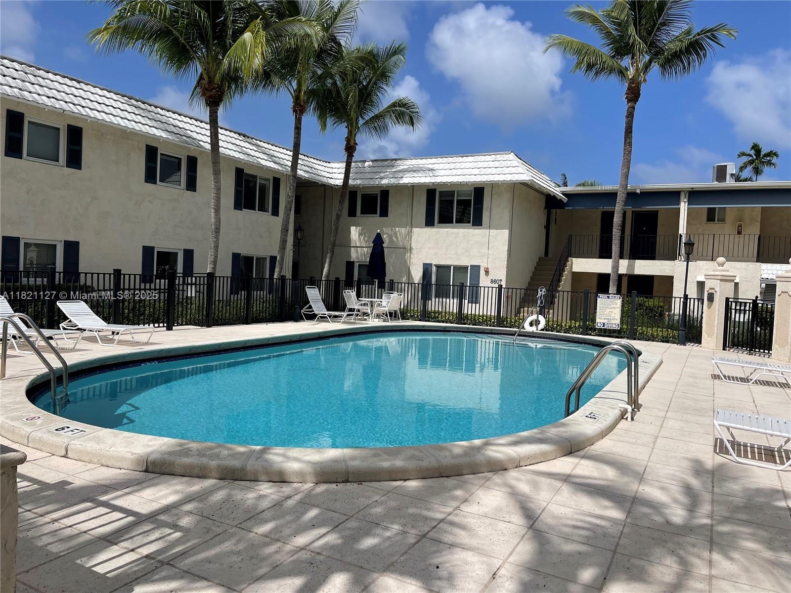MONTEREY GARDENS OF PINEC - Residential