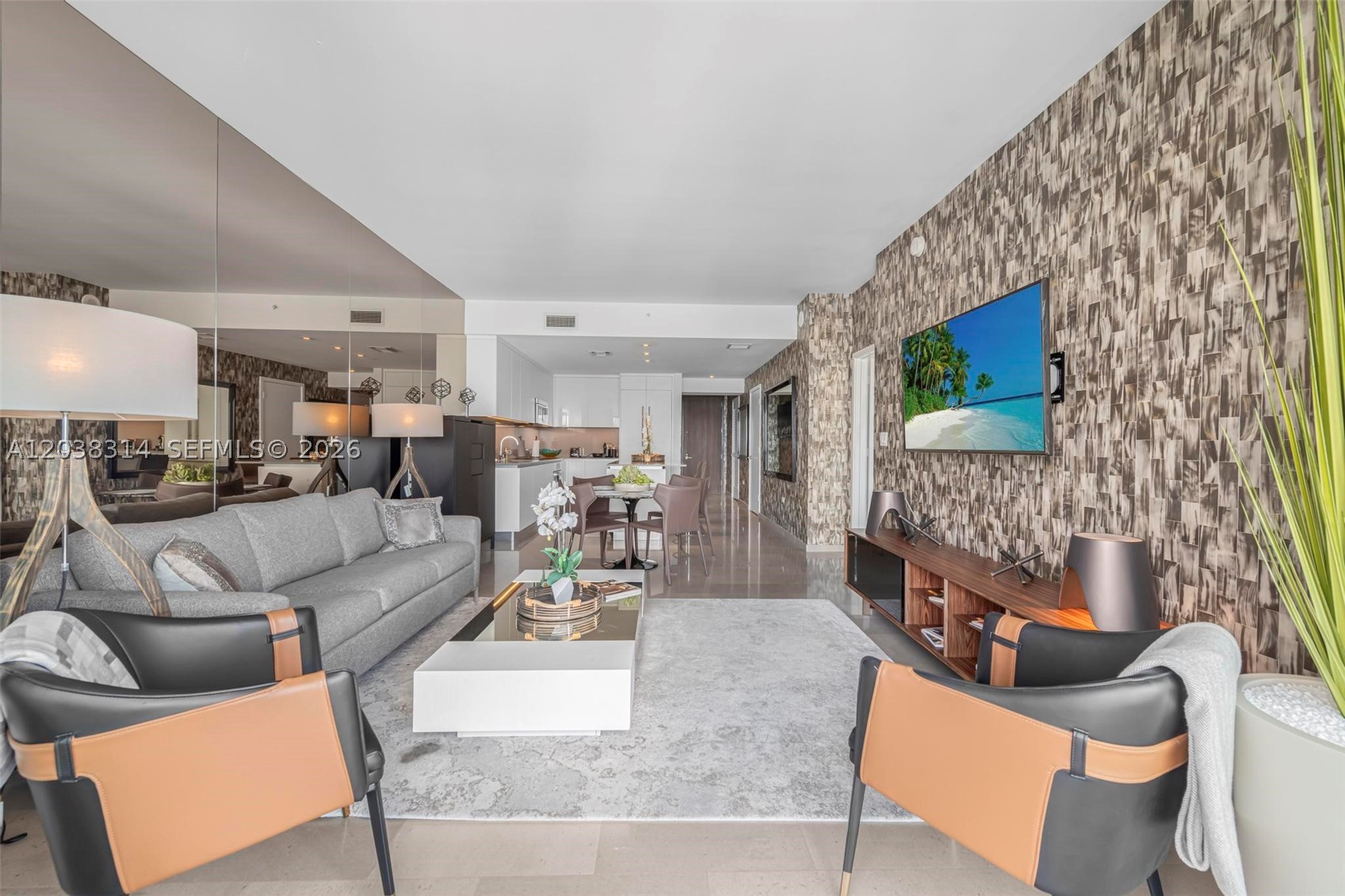 88 SW 7th St 3806