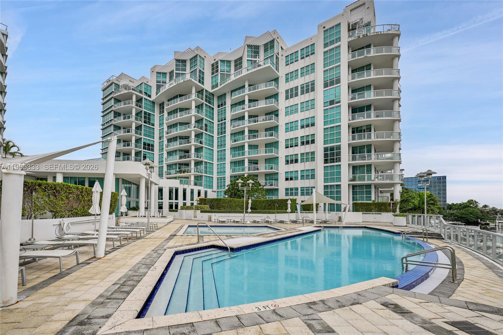 THE ATRIUM AT AVENTURA CO - Residential