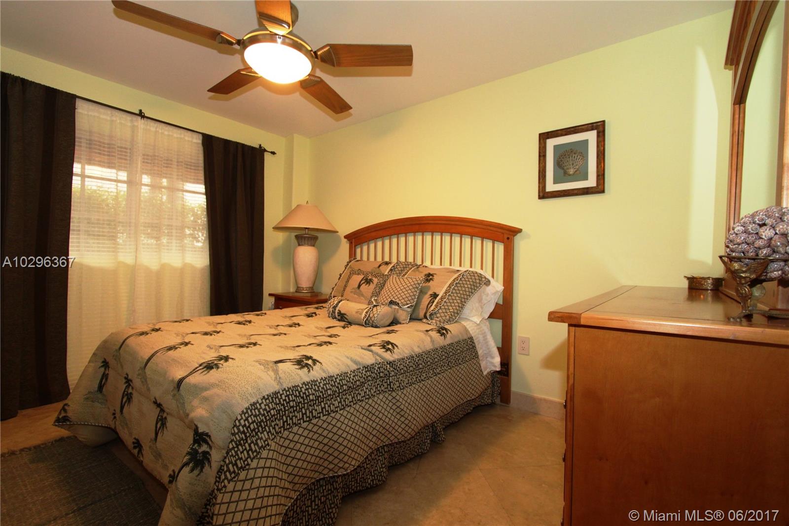 OCEAN BLVD ESTATES SEC A - Residential Lease