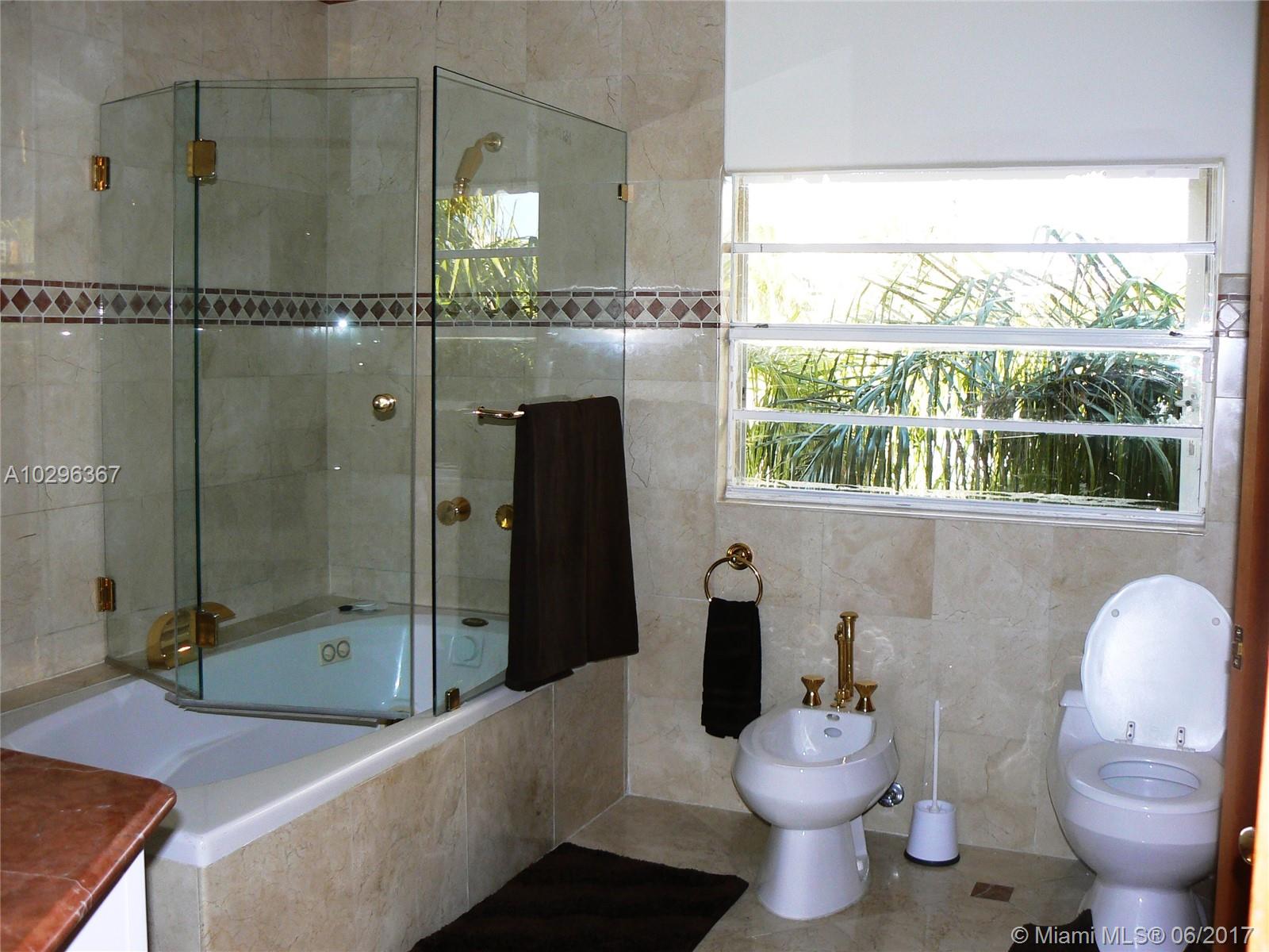 OCEAN BLVD ESTATES SEC A - Residential Lease