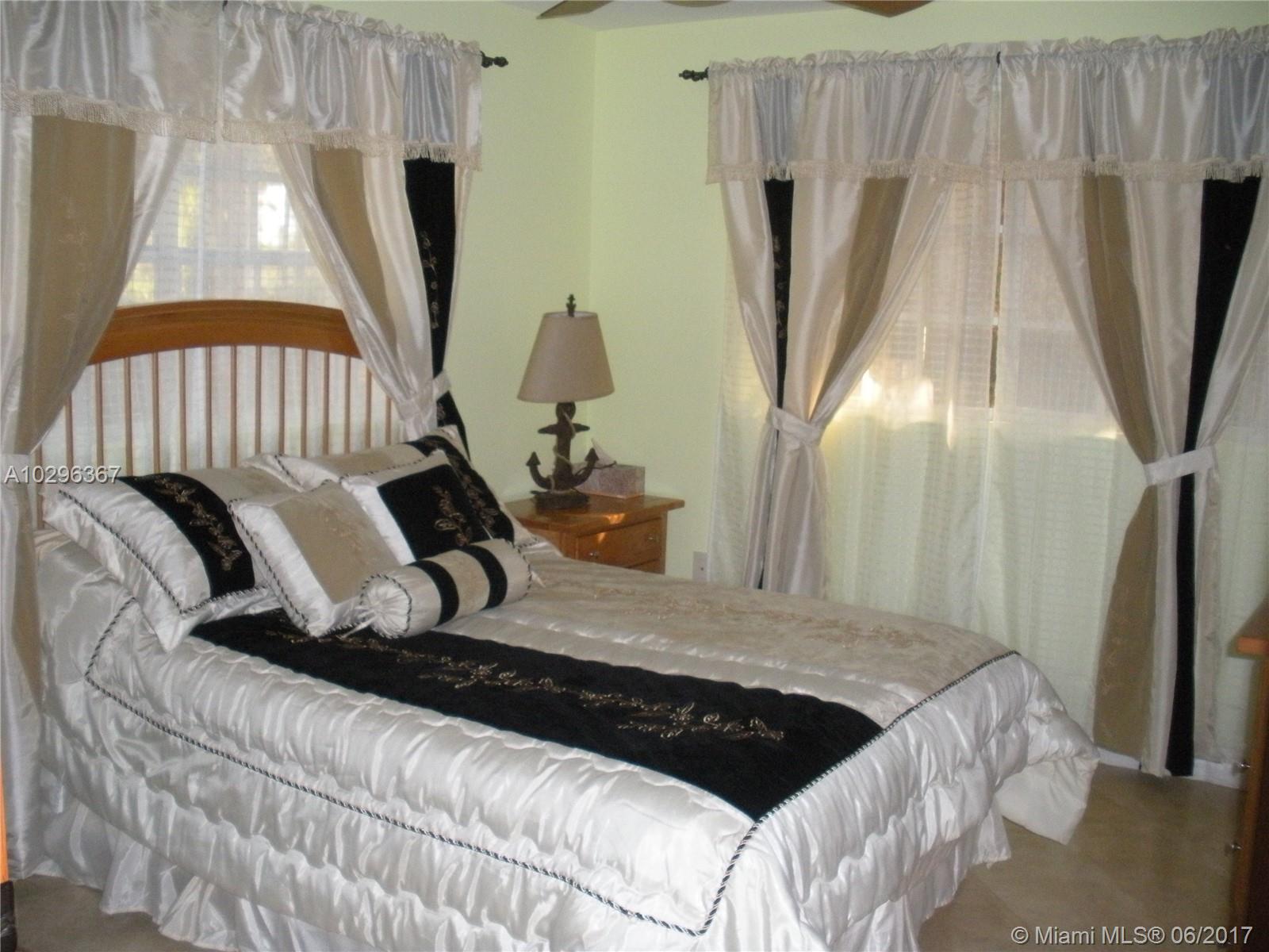 OCEAN BLVD ESTATES SEC A - Residential Lease