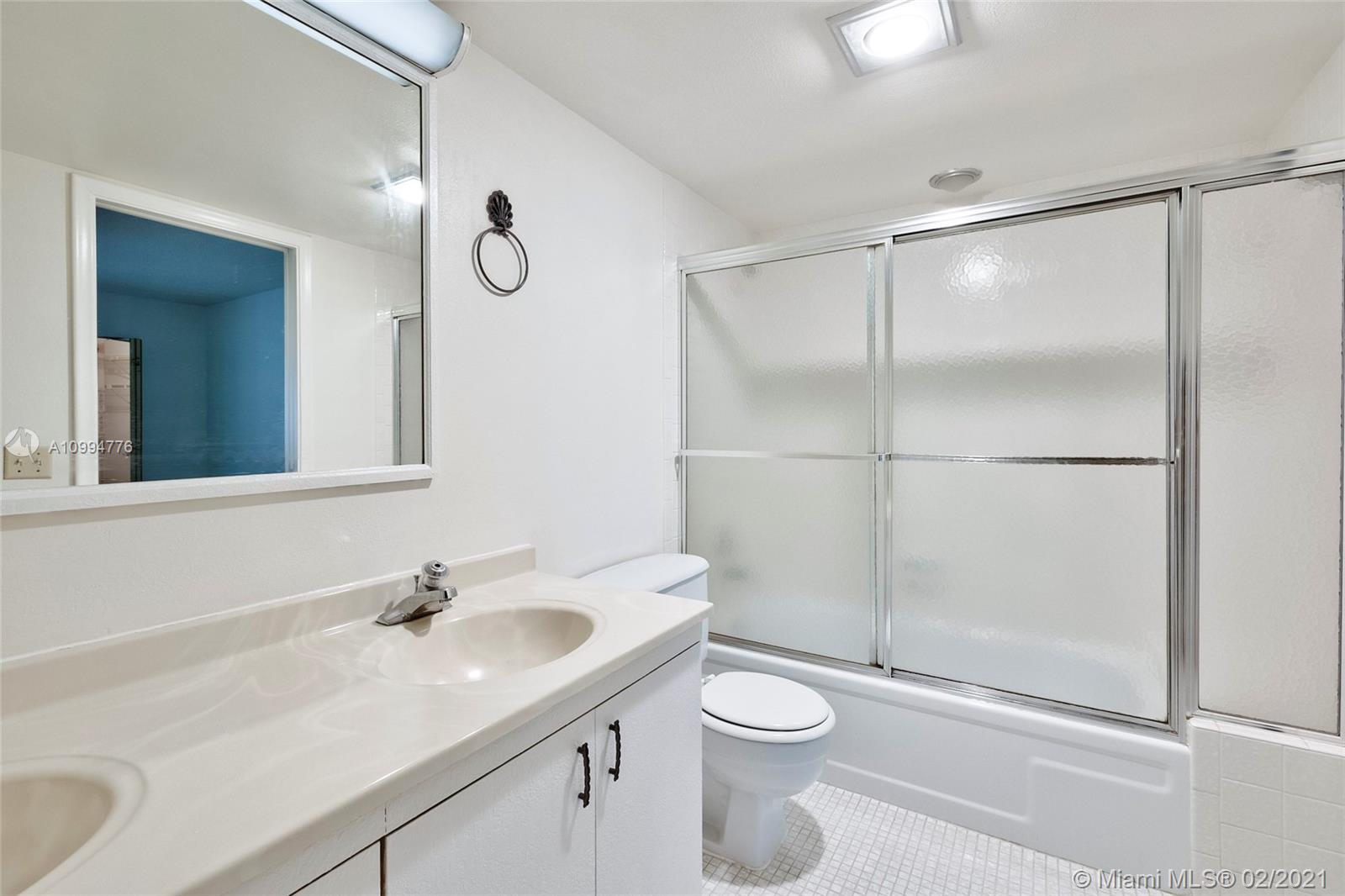 LUCAYA VILLAGE 2-C CONDO - Residential