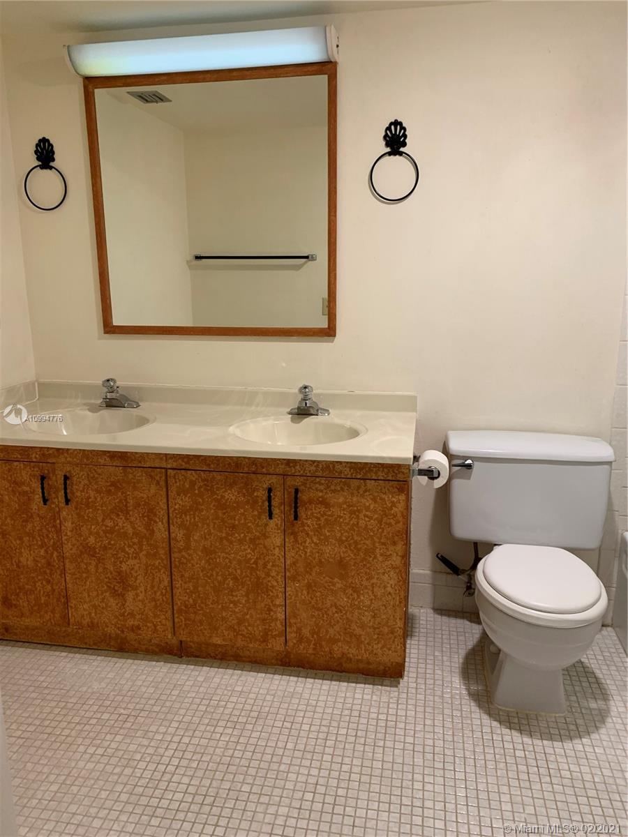 LUCAYA VILLAGE 2-C CONDO - Residential