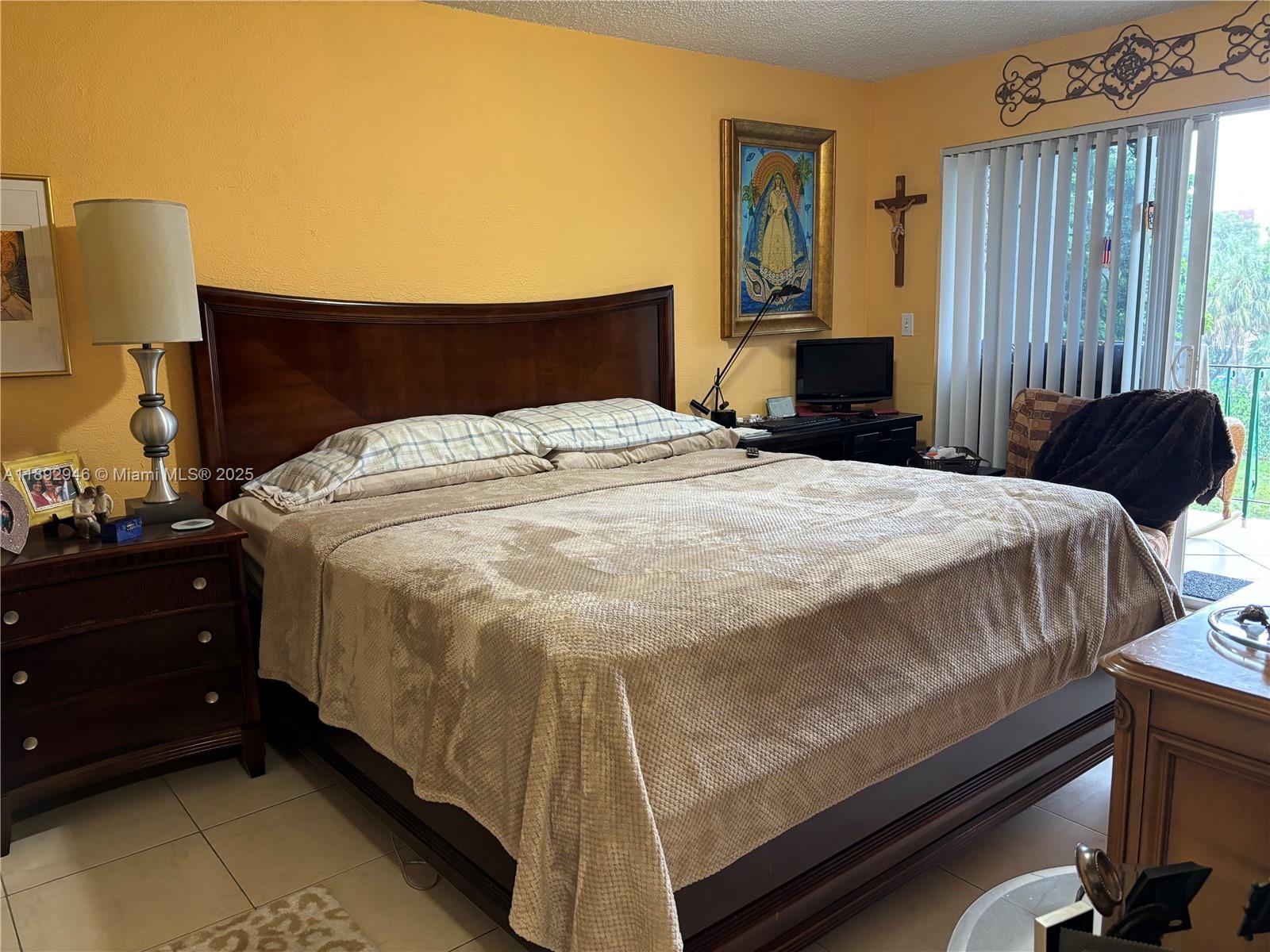 WESTLAND GARDENS CLUB CON - Residential