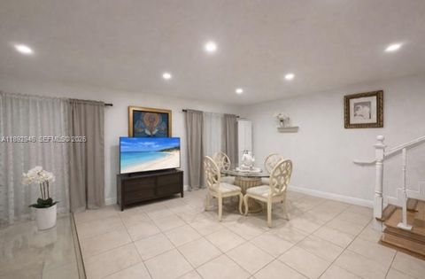 1350 W 53rd St 24 Hialeah FL 33012