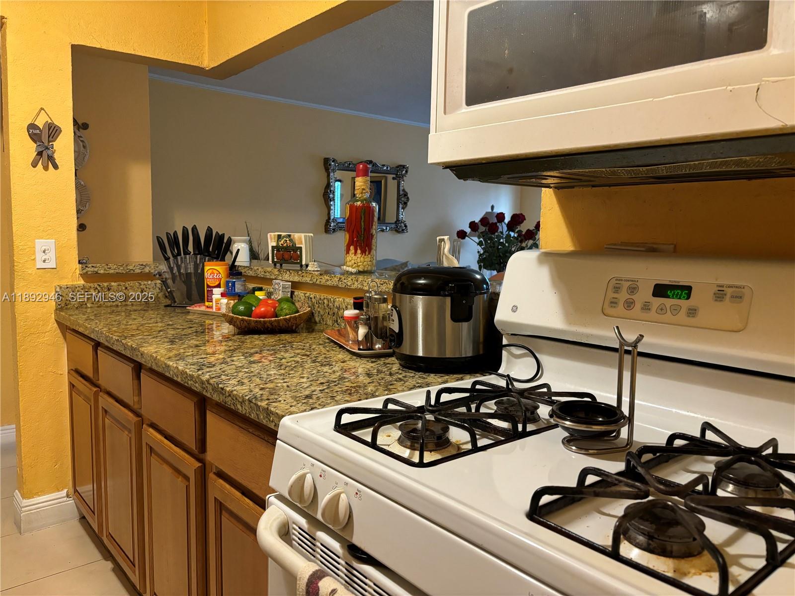 WESTLAND GARDENS CLUB CON - Residential