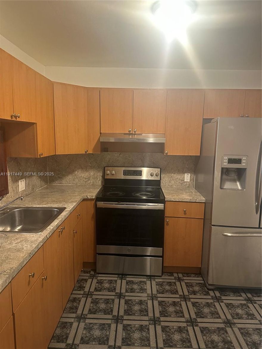 Well-maintained 2-bedroom ,2- bathroom  first-floor unit located in a centrally located North Miami community. This residence offers a functional layout with comfortable living spaces and convenient ground-floor access, ideal for easy entry and everyday living.
The community is close to major highways, shopping centers, dining, schools, and public transportation, with quick access to Aventura, Miami Shores, and surrounding areas. A great rental opportunity offering convenience and accessibility in North Miam