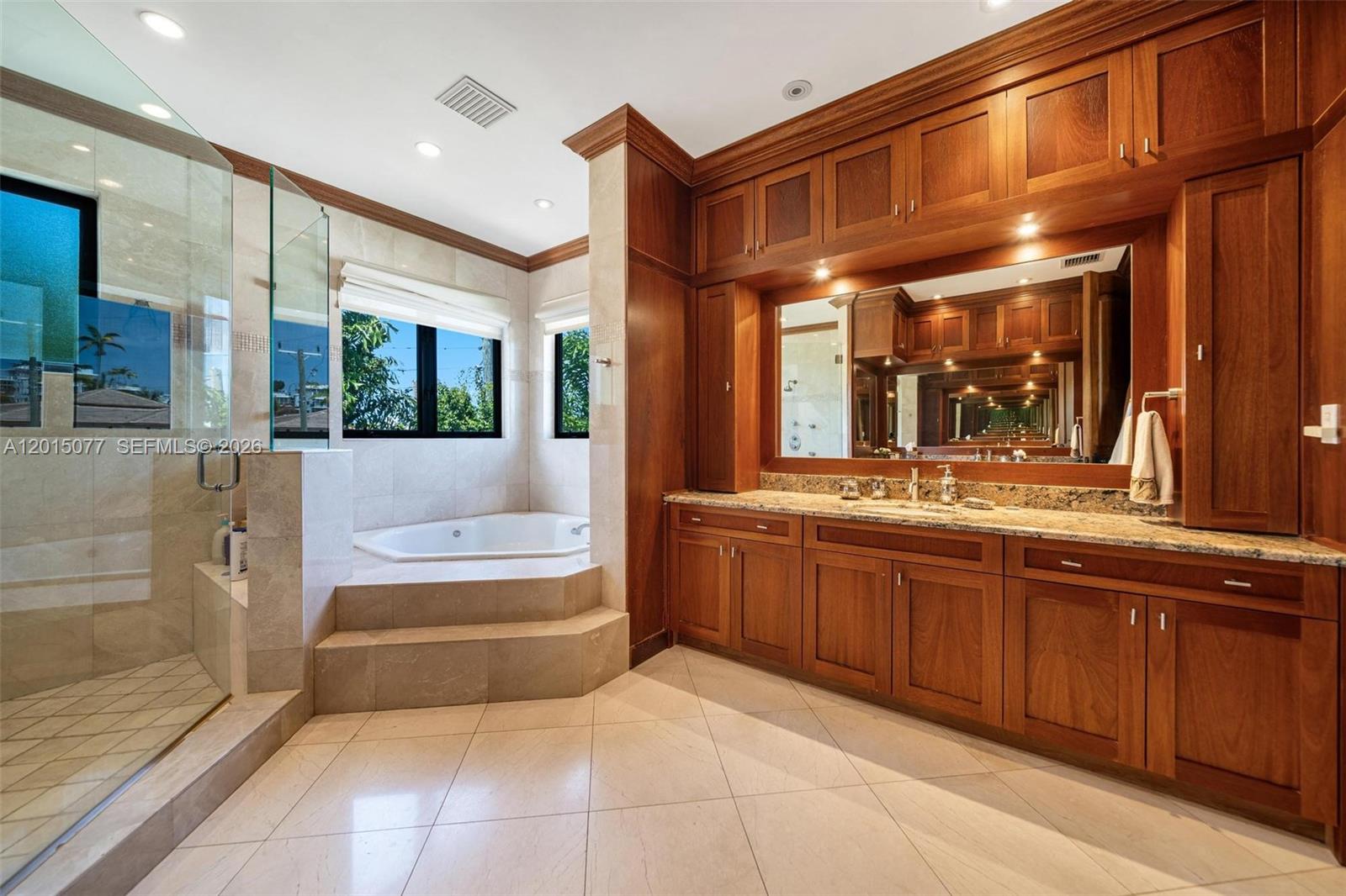 BAY HARBOR ISLAND - Residential