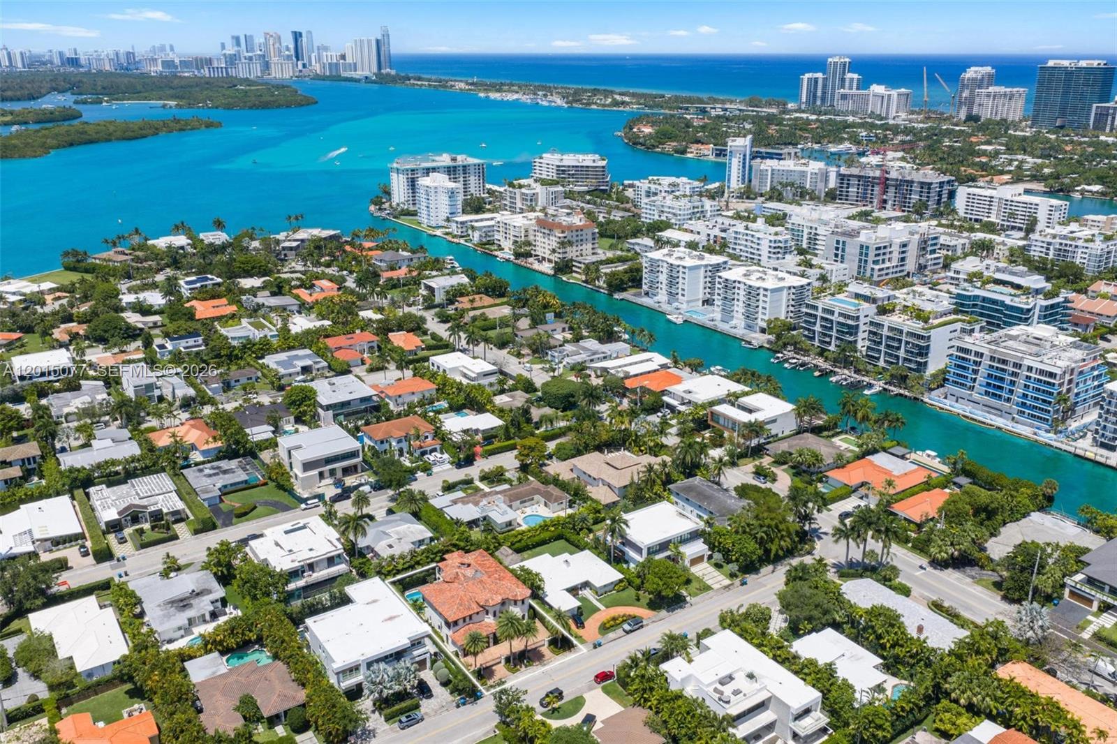 BAY HARBOR ISLAND - Residential