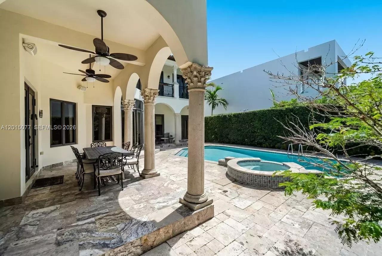 BAY HARBOR ISLAND - Residential