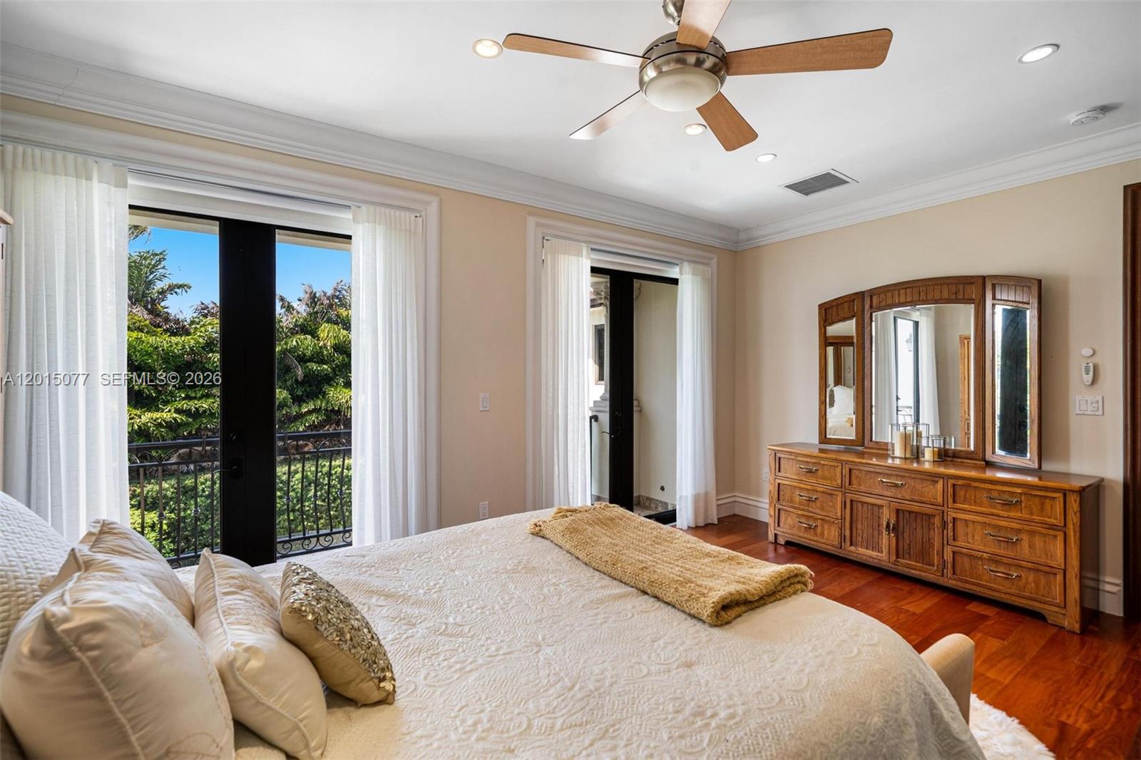 BAY HARBOR ISLAND - Residential